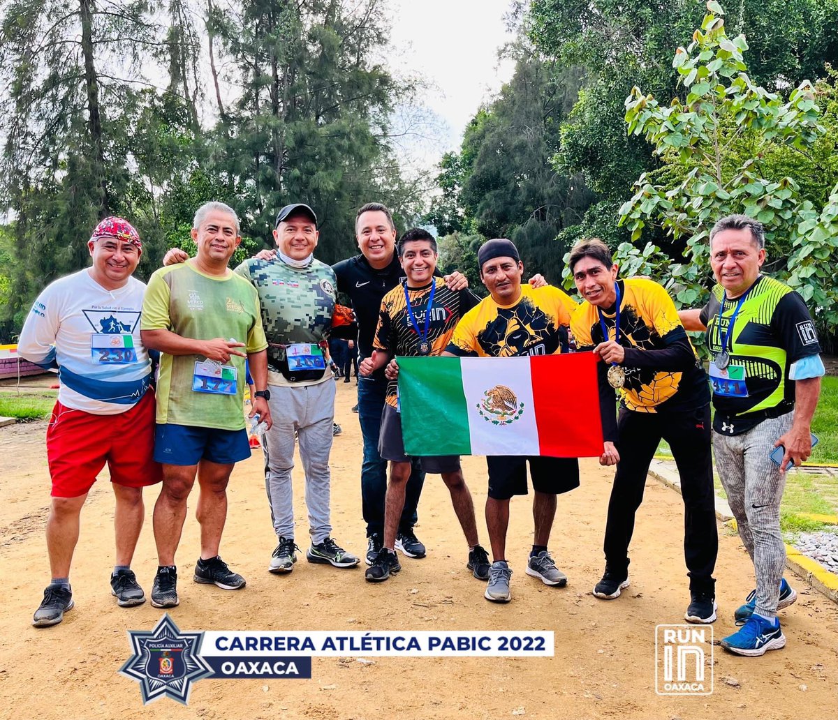 RunInOaxaca's tweet photo. Así vivimos la carrera atlética de PABIC Oaxaca. 
5 y 10 kilómetros de felicidad en el Bosque El Tequio. 

¡Sigamos compartiendo kilómetros! 

#runInOaxaca #oaxaca #mexico #running #run #pabic #aniversario #chicasRunIn #RunInBlack https://t.co/ULMTyyXd00