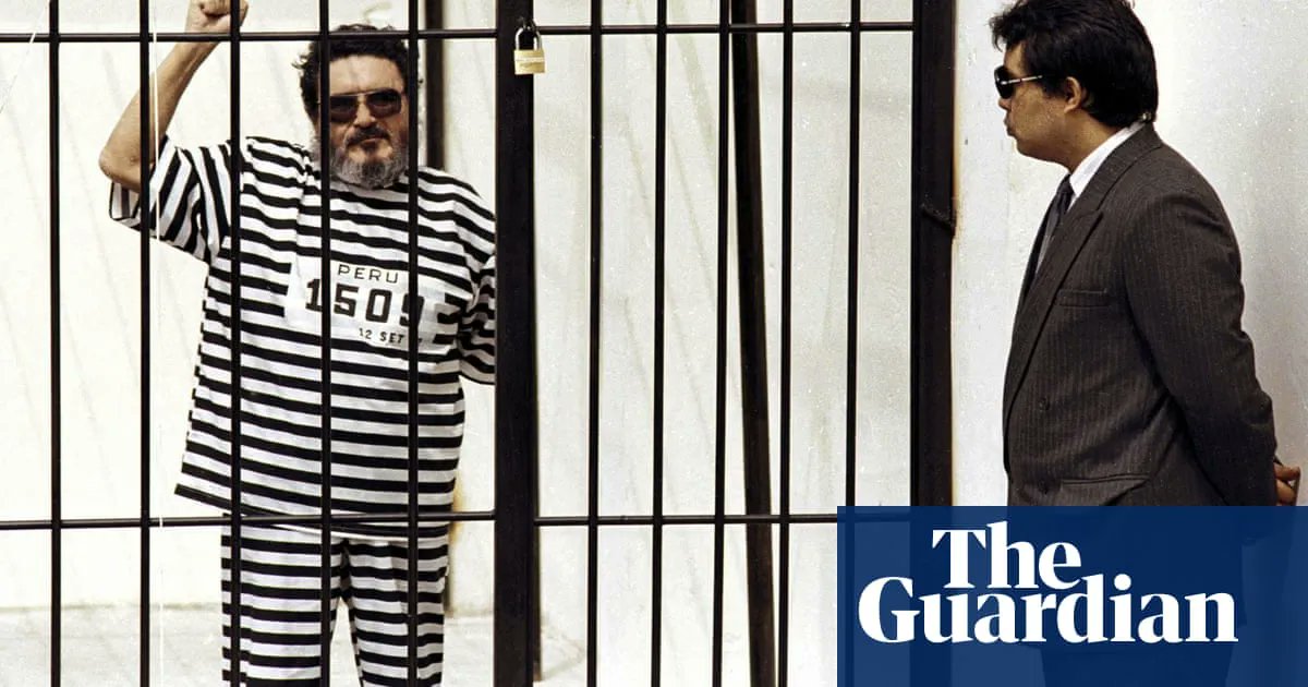 GlobalAmericans's tweet photo. Although it has been a year since #ShiningPath leader Abimael Guzmán died in prison, "the trauma he inflicted on the Andean nation continues to haunt its people and his legacy still poisons #Peru’s fraught politics," writes @yachay_dc for @guardian.
https://t.co/E7cMgJJE9h https://t.co/yQmOWCuLUA