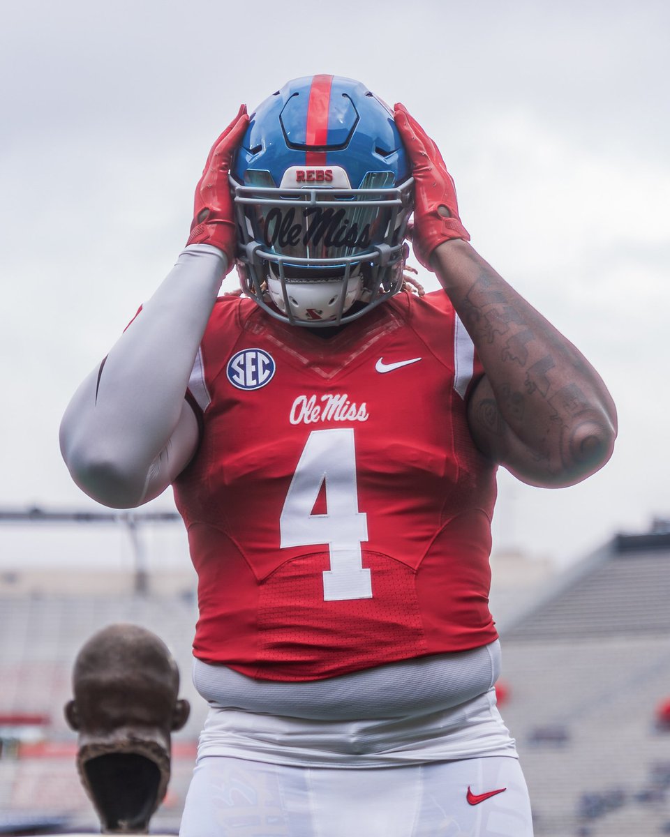 quez251's tweet photo. Had a great time at Ole Miss this weekend❗️ #HottyToddy 🔴🔵🦈 https://t.co/tPMahkV4Gd
