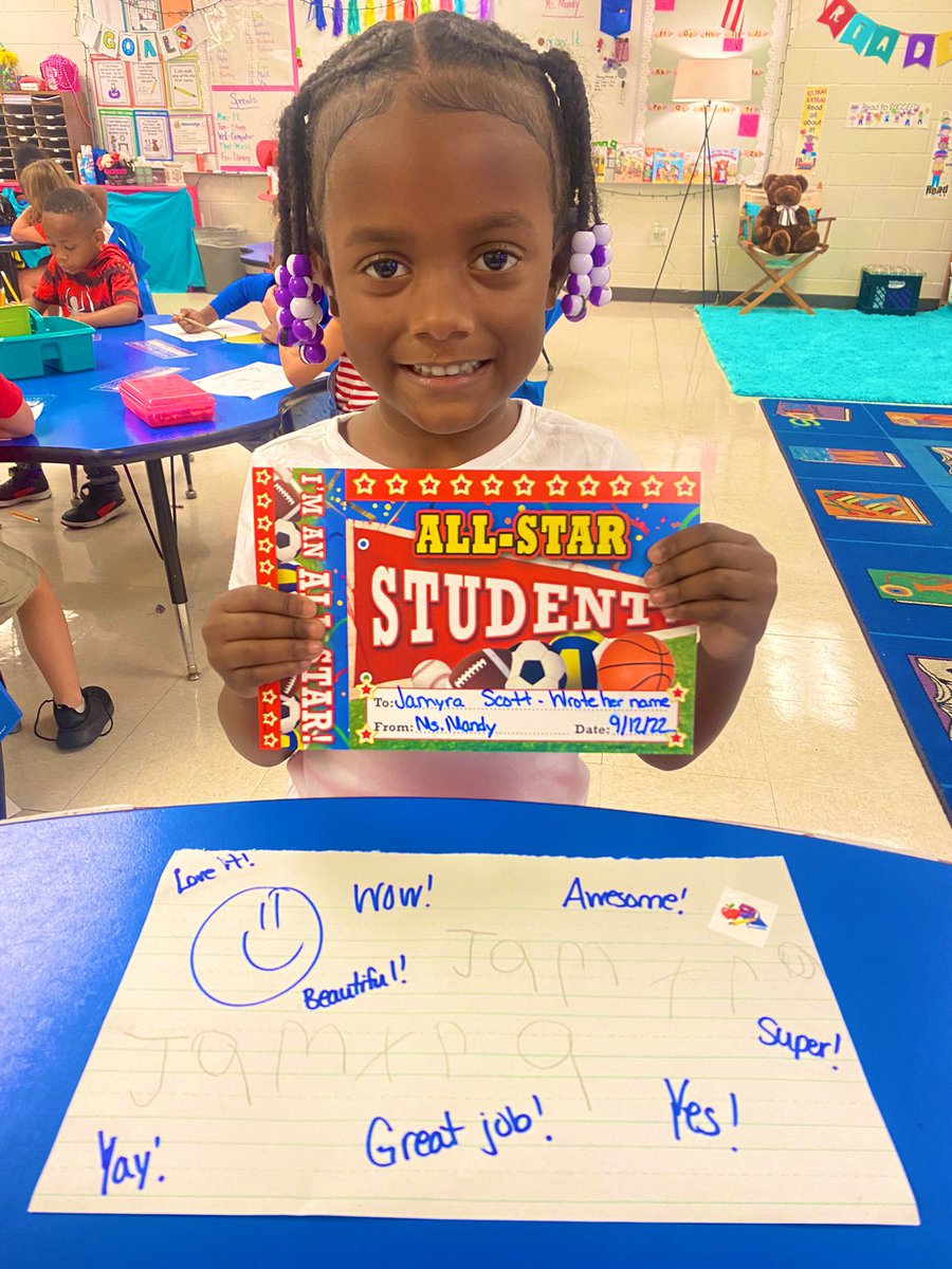 MandyBCollins's tweet photo. Look who wrote her name!! We finally got it!! @BCESMustangCity @FCPSchoolsTN @Supt_Hamlett #msmandyskinders #writename #kindergartencutie https://t.co/VrKMWkHcKE