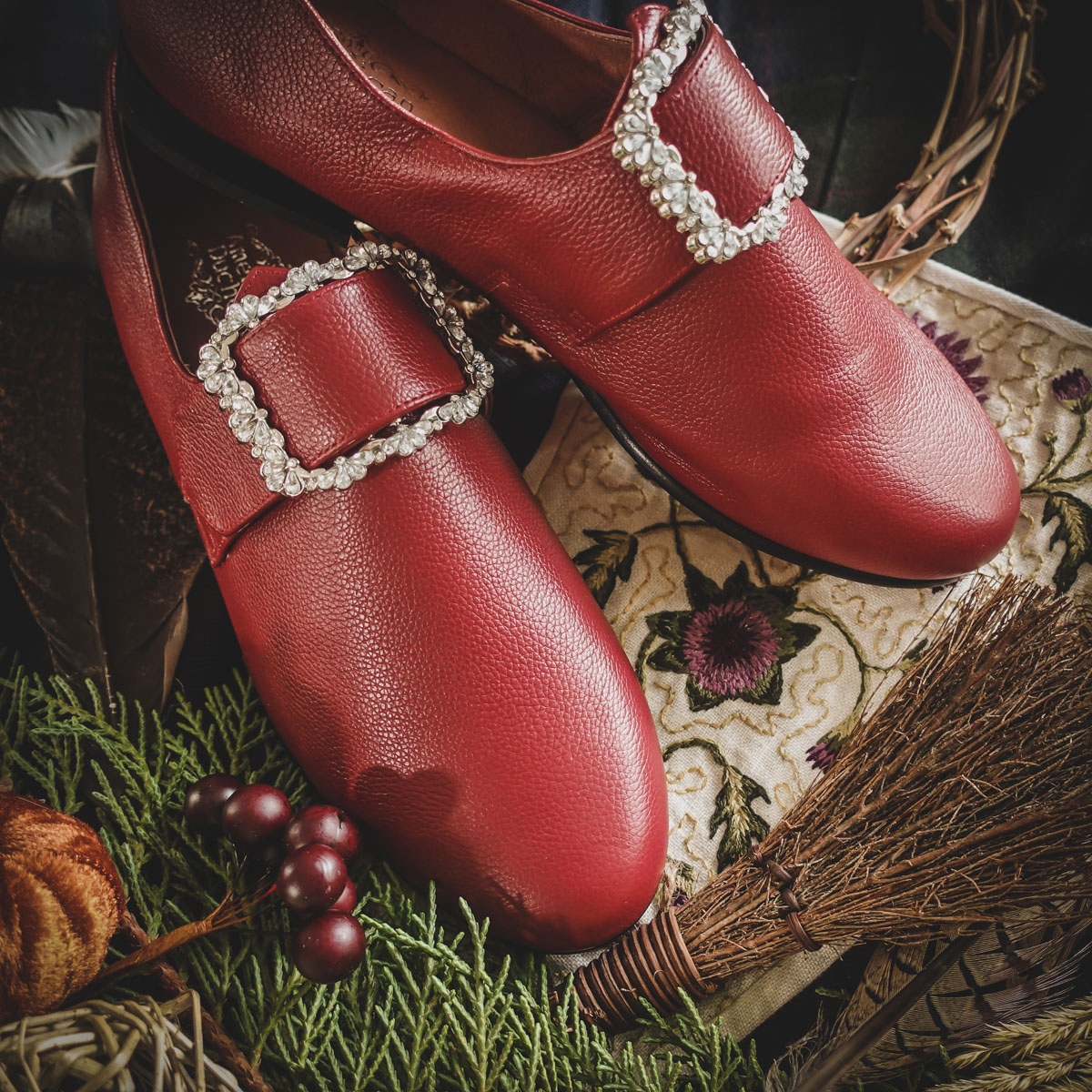 Time for a sneak-peek! Our next pre-order begins Friday, September 16. 🍁

#Historical #HistoricalCostume #Costume #CostumeDesign #CostumeDesigner #Sewing #Dress #HistoricCostume #Fashion #OldFashioned #Georgian #18thCentury #GeorgianFashion #GeorgianDress