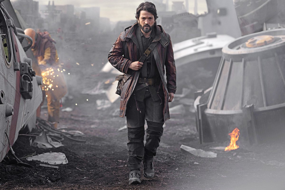 sw_holocron's tweet photo. Upcoming Star Wars shows

• September 21: Andor
• October 26: Tales of the Jedi
• January 4: The Bad Batch Season 2
• February: The Mandalorian Season 3
• Spring 2023: Visions Volume 2
• Summer 2023: Ahsoka
• Fall 2023: Skeleton Crew https://t.co/tqpVluXKeG