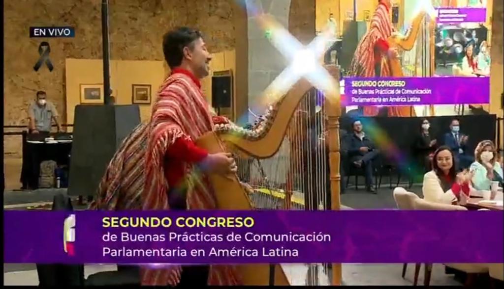 CelsoDuarte_'s tweet photo. Esta mañana con padre Celso Duarte representado al #Paraguay en el "Segundo Congreso de Buenas Prácticas de Comunicación en América Latina" #ArpaParaguaya
#celsoduarte #centrohistorico https://t.co/GXlx9RVKQc