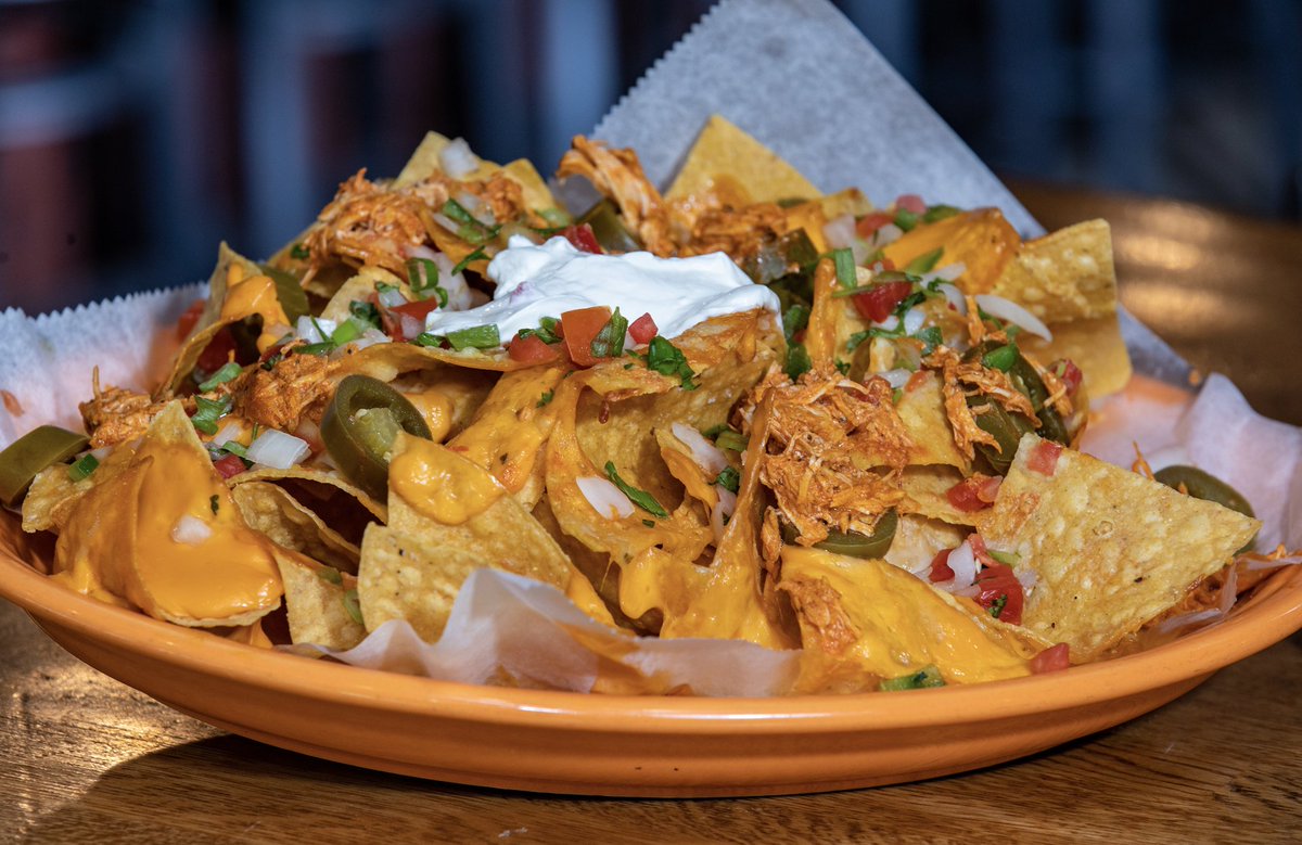 cavsrittenhouse's tweet photo. Never miss a Monday at Ritt 😉 #Quizzo returns tonight at 6:30! Get here early to snag your spot. While you're here, enjoy happy hour from 5-7 🔥 

We also have $20 domestic buckets every Monday night from 7-12 🍻 Come hangout! https://t.co/sftNFdB8mR