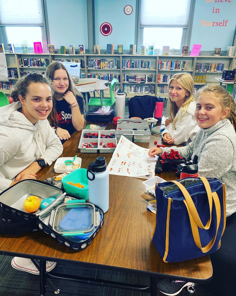 Jonathan Alder Library Media Program tweet media