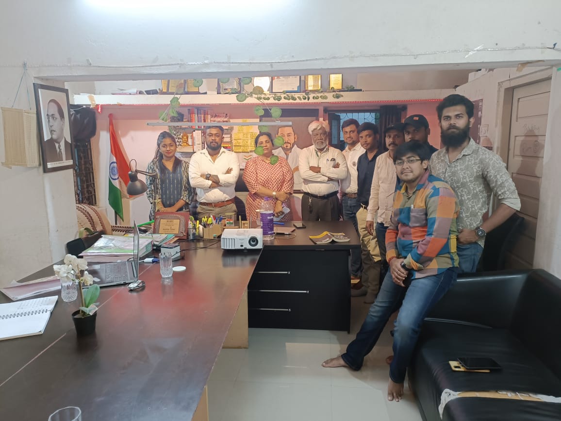 JanBadlaav's tweet photo. सही सोच के साथ सही लोगों को संगठित करना ही जन बदलाव हैं। 
#JanBadlaav #Nagpur https://t.co/qZXS9AQZqQ
