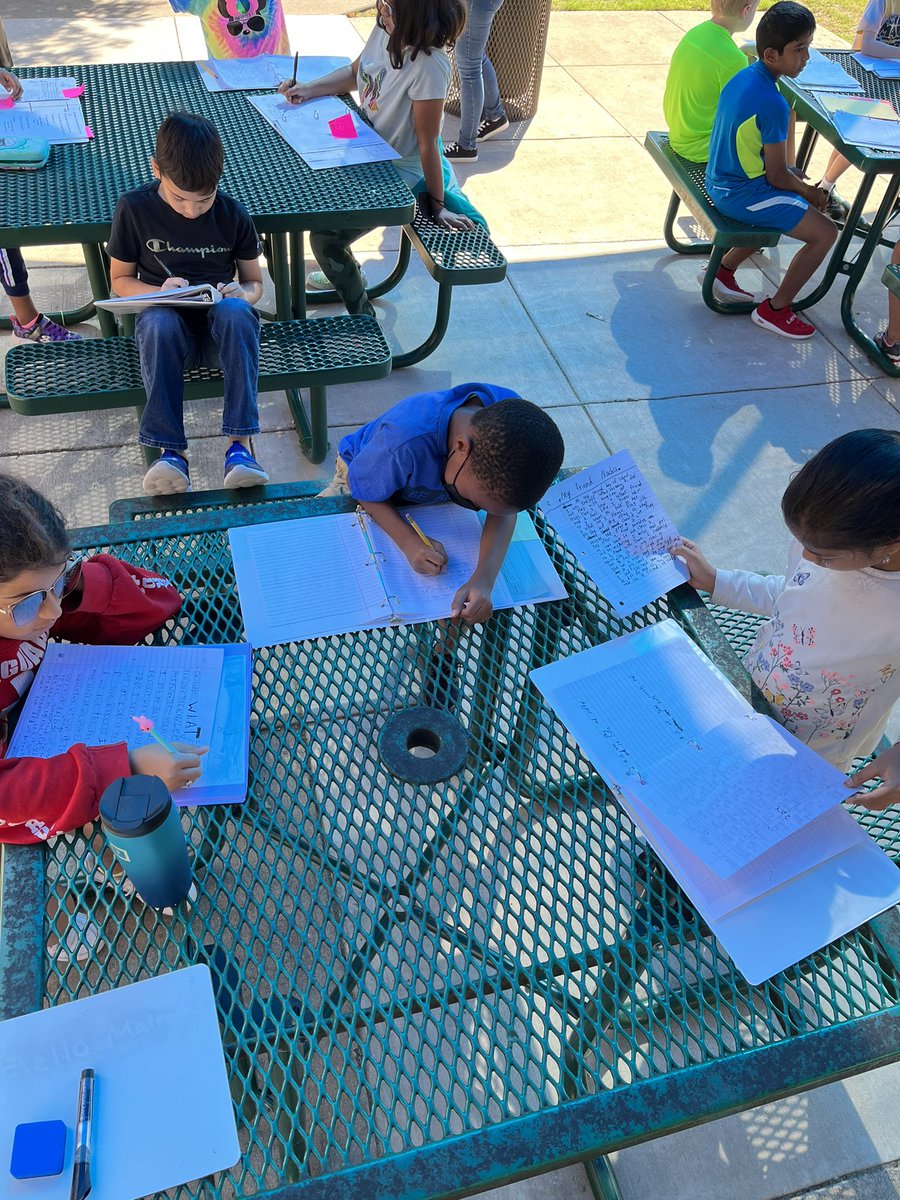 Ms. Maranda Moreno tweet media