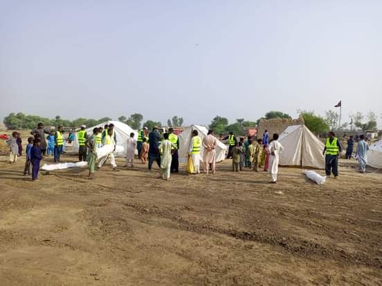 ٽينٽ سٽي لڳائي پئي وڃي درگاه هنگورجا لڪياري فائونڊيشن ۽ خدمت خلق