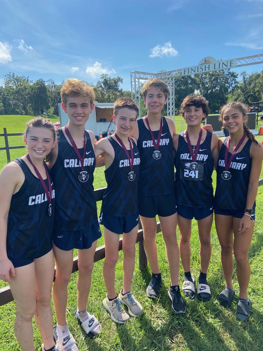 SportsCalvary's tweet photo. The Warriors cross country team brought home some hardware after competing in the Seffner Invitational elite meet on Saturday.  Four Warriors finished in the top 17 out of almost 400 boys, and two girls placed in the top 12 out of almost 300 girls! Congratulations!#WeAreWarriors https://t.co/t94jdt8jfd