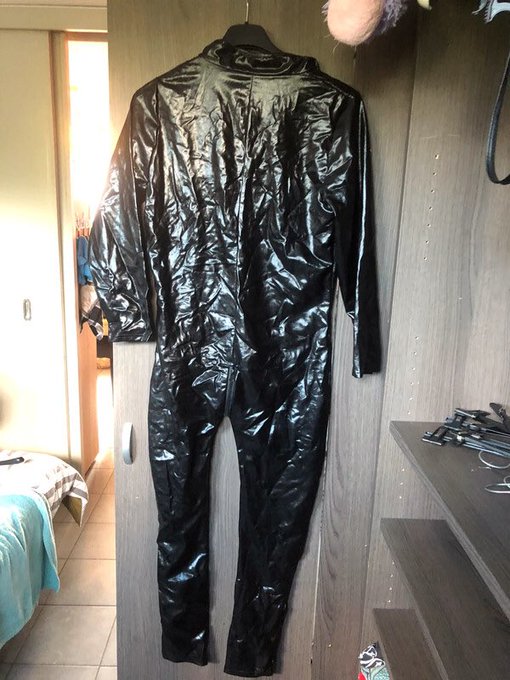 Ne rate pas l'article  Costumes &amp; tenues particuli&egrave;res que je vends sur @VintedFR. Taille XXL / 44 /<a href="/tag/nouvellephotodeprofil"class="tags"><span>#nouvellephotodeprofil</span></a>