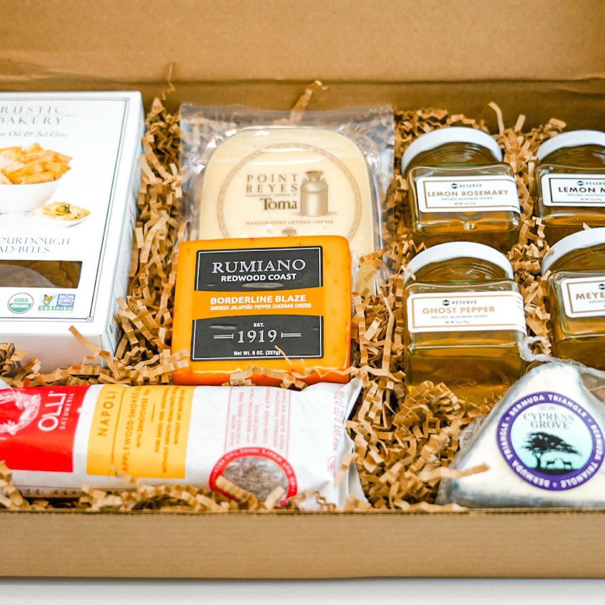 VFInsights's tweet photo. Meet @realcalifmilk finalist: Raymond Rumiano of @boardathomeco, DIY CA cheese board collections that directly connect consumers w/small farmers & community-based artisan producers. Learn more: https://t.co/BBD2KsaFUF #rcmexcelerator #realcaexcelerator #accelerator #boardathome https://t.co/UIWbylutEN