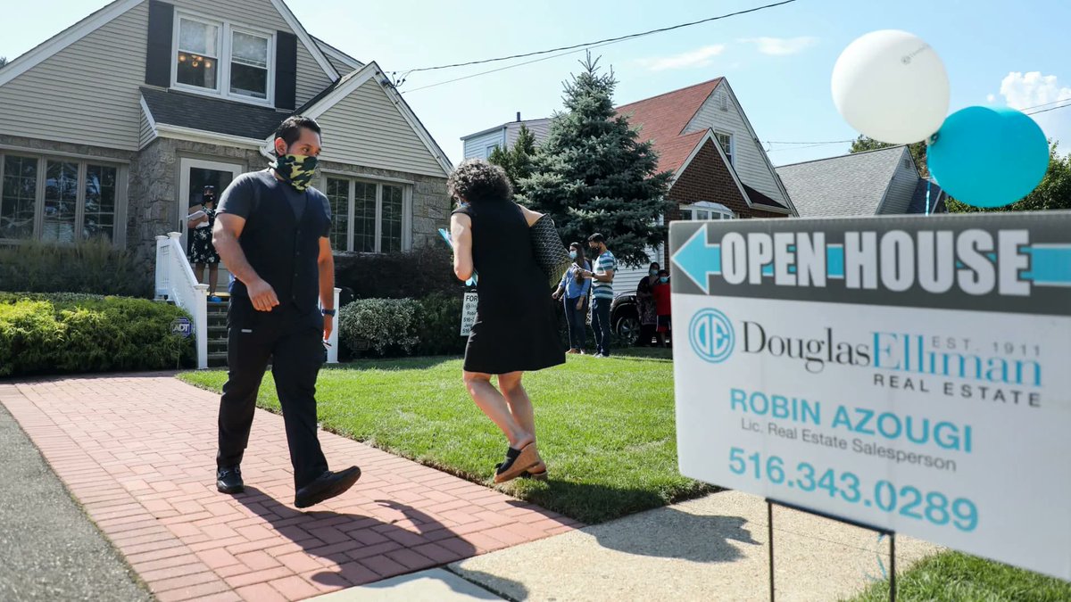myShortTrack's tweet photo. Confused about the housing market? Here's what's happening now – and what could happen next https://t.co/qZ54NPYXkp https://t.co/1fTWq42UEw