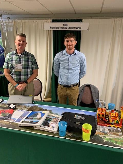 MoDNR's tweet photo. Attending @Mocities Annual Conference? Visit our team members from the Division of Energy, the Financial Assistance Center, Superfund and @mostateparks as they promote the department's continued focus on improving the quality of life for Missourians. #MML22 https://t.co/rH2d4Br1O3