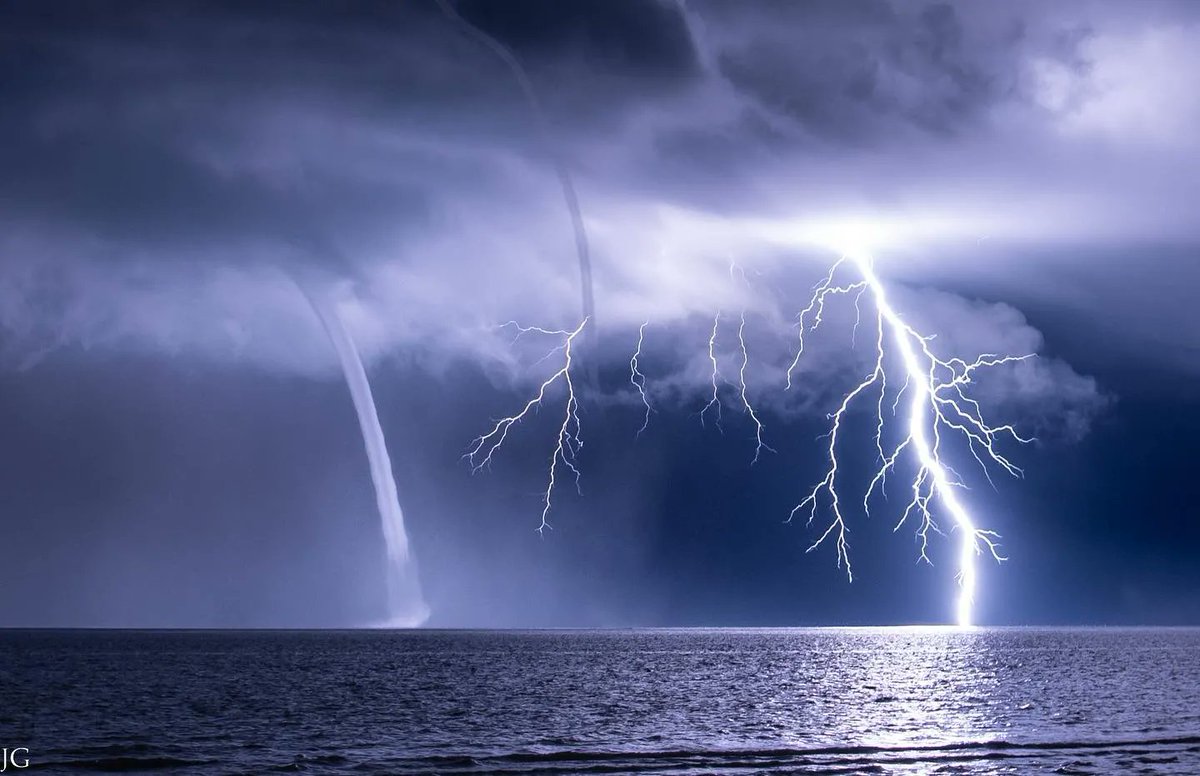 NorseMythNews's tweet photo. Thor fishes for the World Serpent
Delta del Po, Italy
Photo by Jérémie Gaillard
#ThorWorldTour https://t.co/OzZLVbttGh