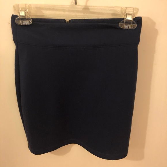 jenbippp's tweet photo. So good I had to share! Check out all the items I'm loving on @Poshmarkapp #poshmark #fashion #style #shopmycloset #meettheposher #coach #urbanoutfitters: https://t.co/yq5zEYt7wX https://t.co/LWCujUyuWl