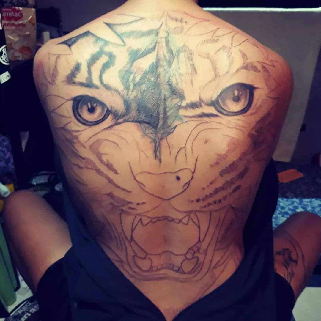 daenerisse's tweet photo. Bakit ba ako pumayag dito. Ang saket potaena. https://t.co/YaqJLZwf0X