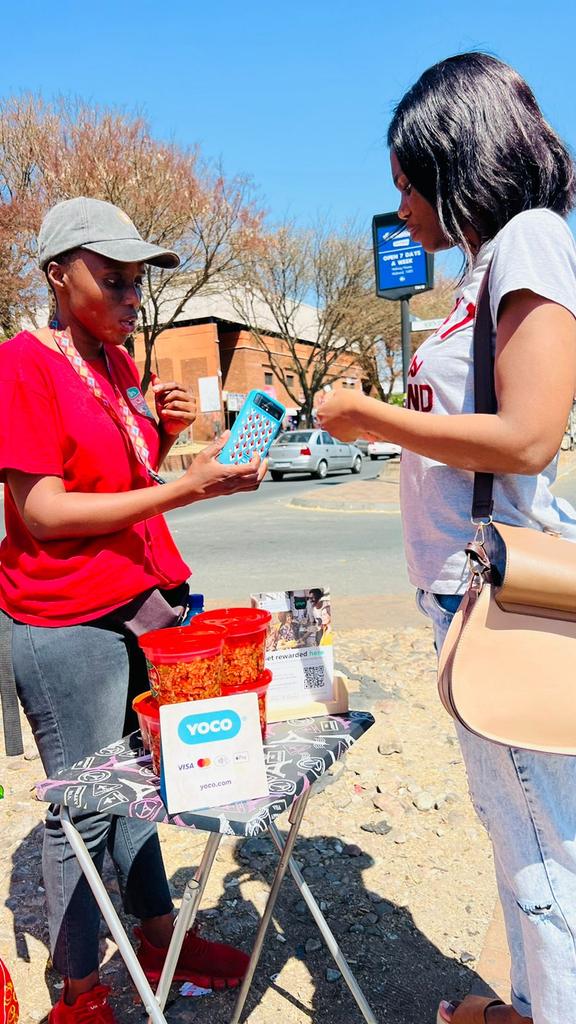 BongsMahlangu_'s tweet photo. South Africa's Favourite Card Machine - YocoXLaduma Khumo

°Accept all major cards
°No contracts or monthly fees 
°Payouts in 2 working days 

Order yours today https://t.co/BfdB25ga64 and receive R100 off 
#RiseTheUnderdog 
#FliptoYoco https://t.co/MRKjbOxgSh