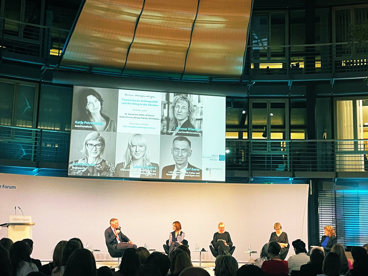 SenaStaufer's tweet photo. During the panel on #feministforeignpolicy &amp; the war in #Ukraine, @SimoneWisotzki, expert in peace &amp; conflict @HSFK_PRIF states: “a Feminist Foreign Policy needs to go hand in hand with a Feminist Domestic Policy“ #ShapingFFP https://t.co/79IK2V9bXk