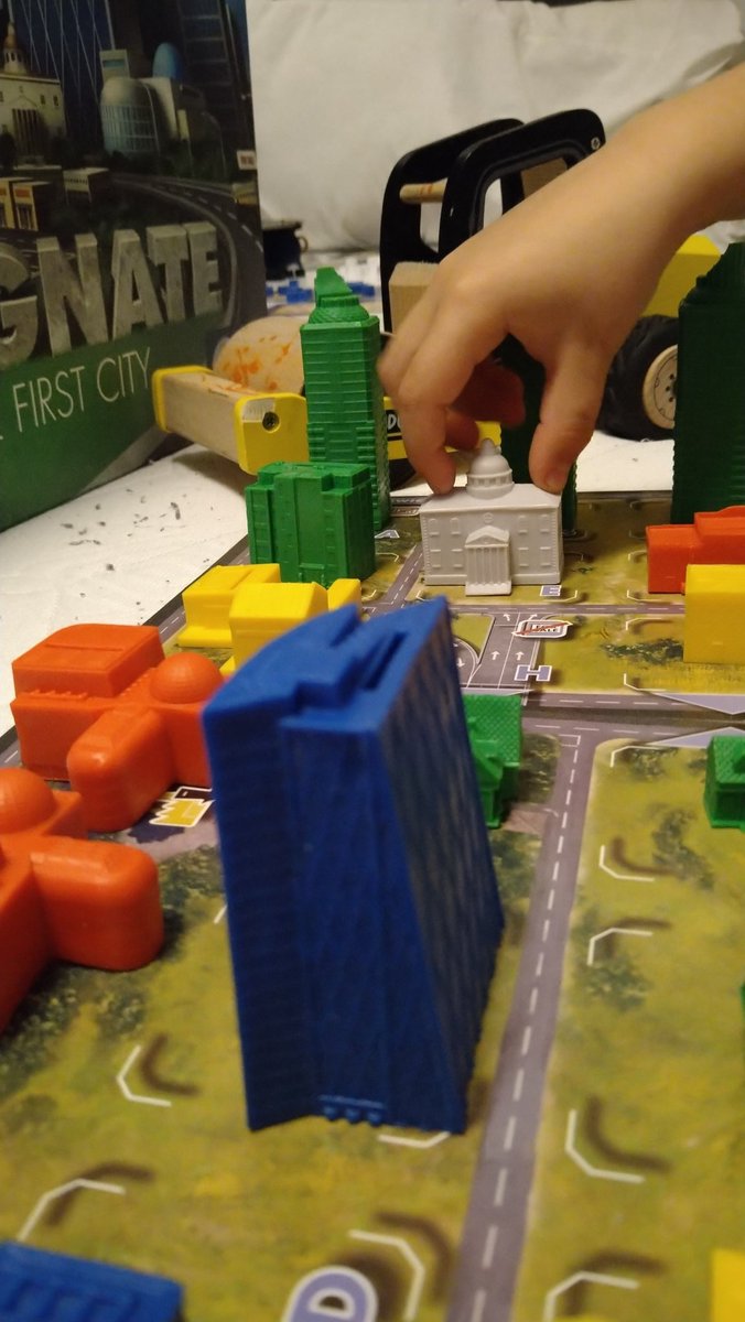 Dinasaidso1's tweet photo. Big thanks to @PlayNaylorGames for having a game that engages the kid in city building 🏢 while mommy has meetings #magnatethefirstcity https://t.co/zCO2CT6dMl