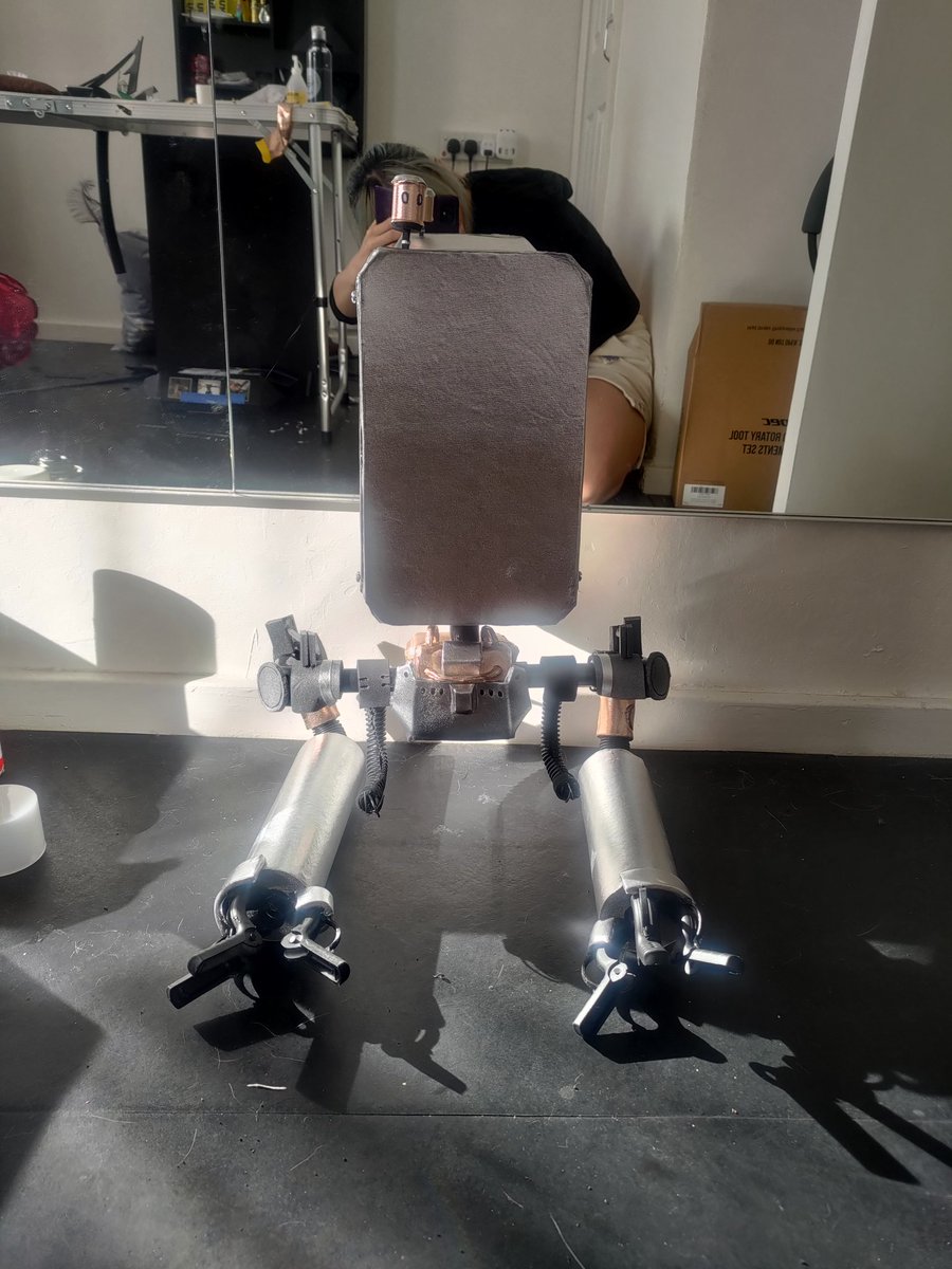 totoki_yu's tweet photo. can't wait to take photos 💕
#pod042 #NieRAutomata #2B https://t.co/i6PBwdm9vX