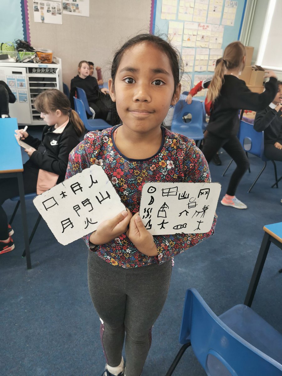 Mrs Thomson tweet media