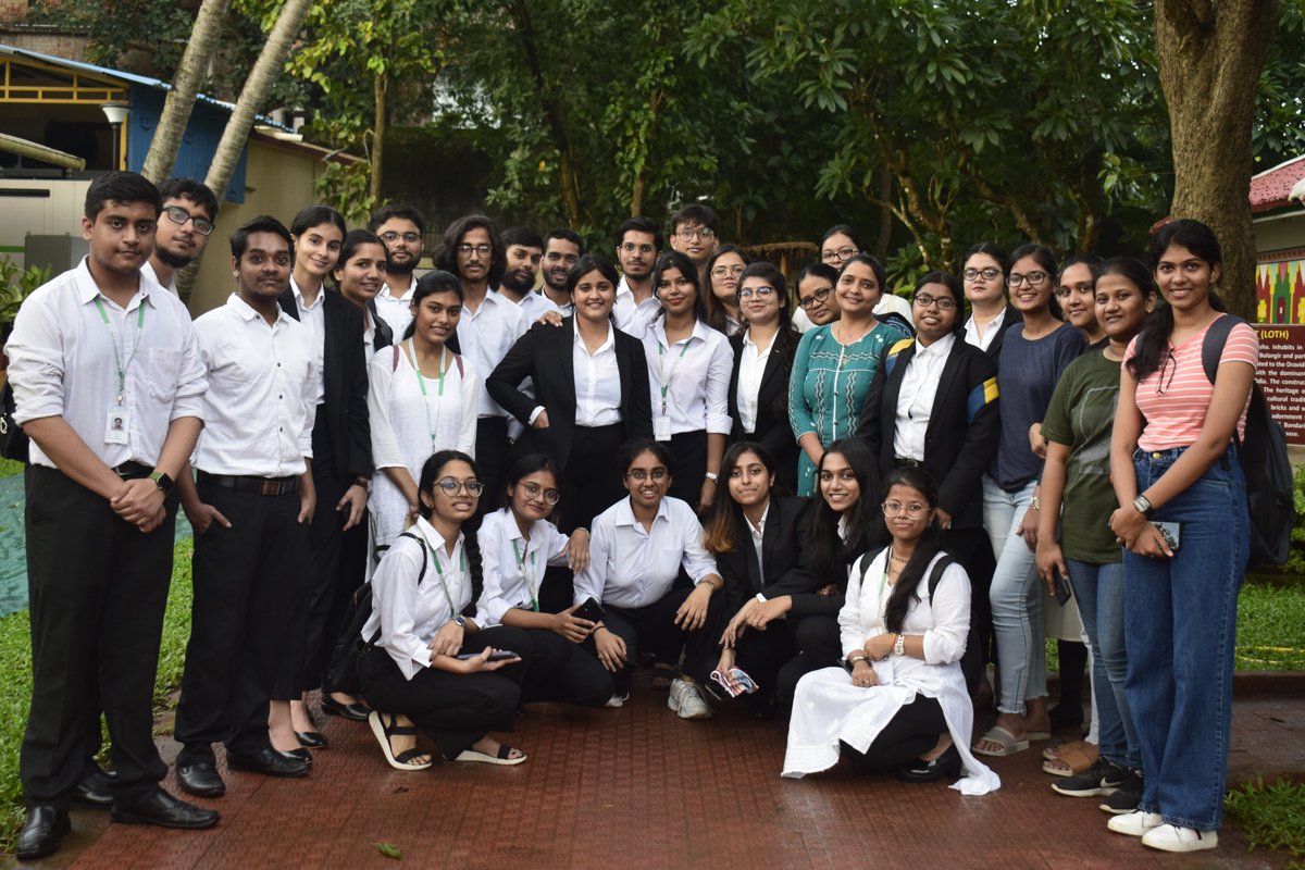 CSA_ksol's tweet photo. Centre for Social Action (CSA) conducted a Field Visit to Odisha State Tribal Museum, Bhubaneswar on 7th Sep, 2022. Students enthusiastically took part in learning the history and culture of the tribes of Odisha. https://t.co/fe5mX0Zr3P