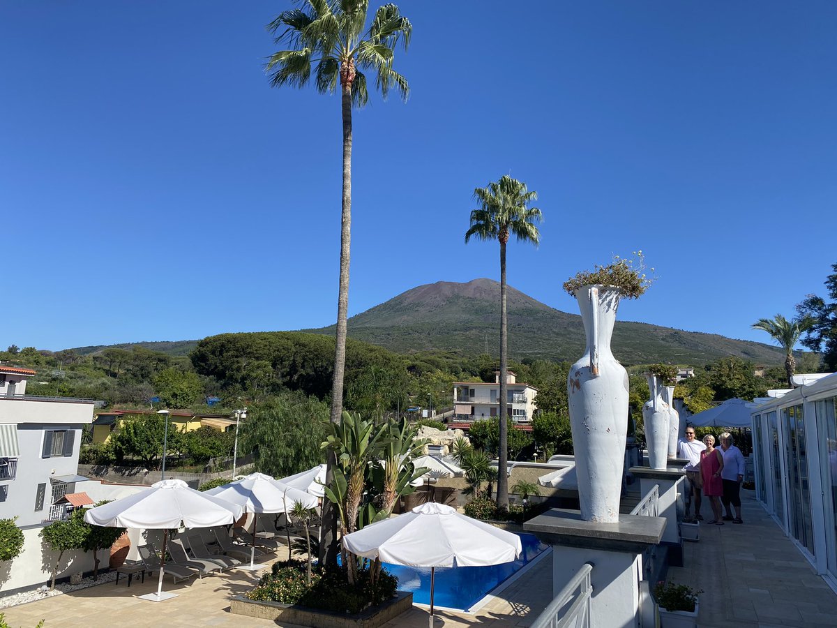 NClarkenwell's tweet image. #BellaNapoli #Trecase