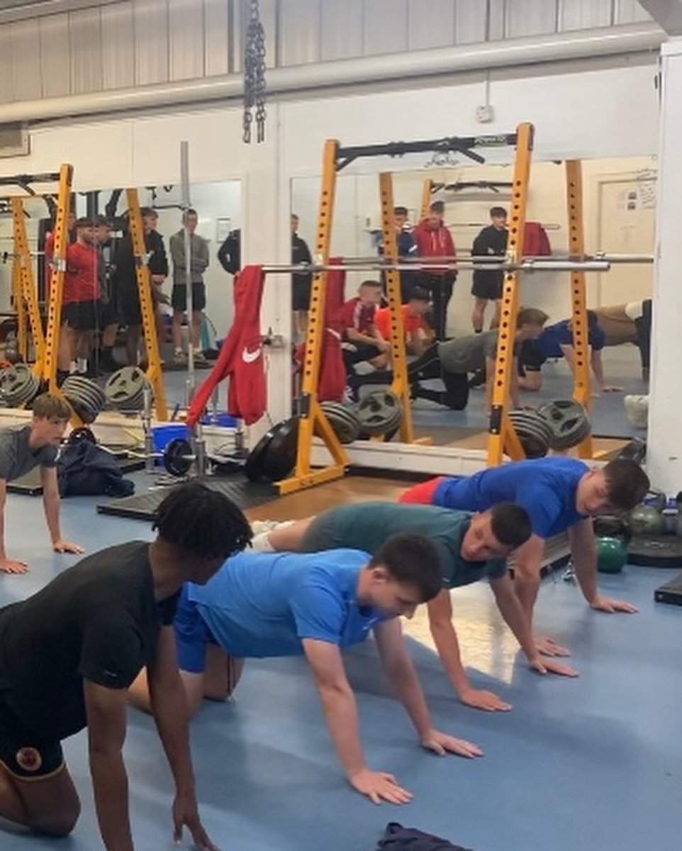 NCLStudentVoice's tweet photo. Huge well done to our students for getting involved in the press up challenge πͺπ»πππ½β¨ #Easy #NCL22 winner will be announced on Thursday ππ»π https://t.co/gDoLs99L5p