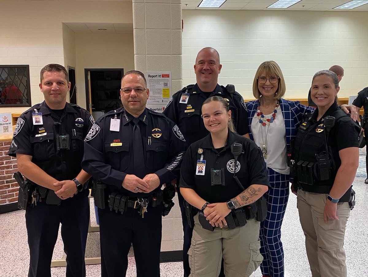 MrsLoden's tweet photo. A wonderful morning spent honoring the first responders in our community as we remember the lives lost on 9/11. #NeverForget #firstresponders #community #ccsdcares @CherokeeSchools @CherokeeMarshal https://t.co/hjzt3BX97Z