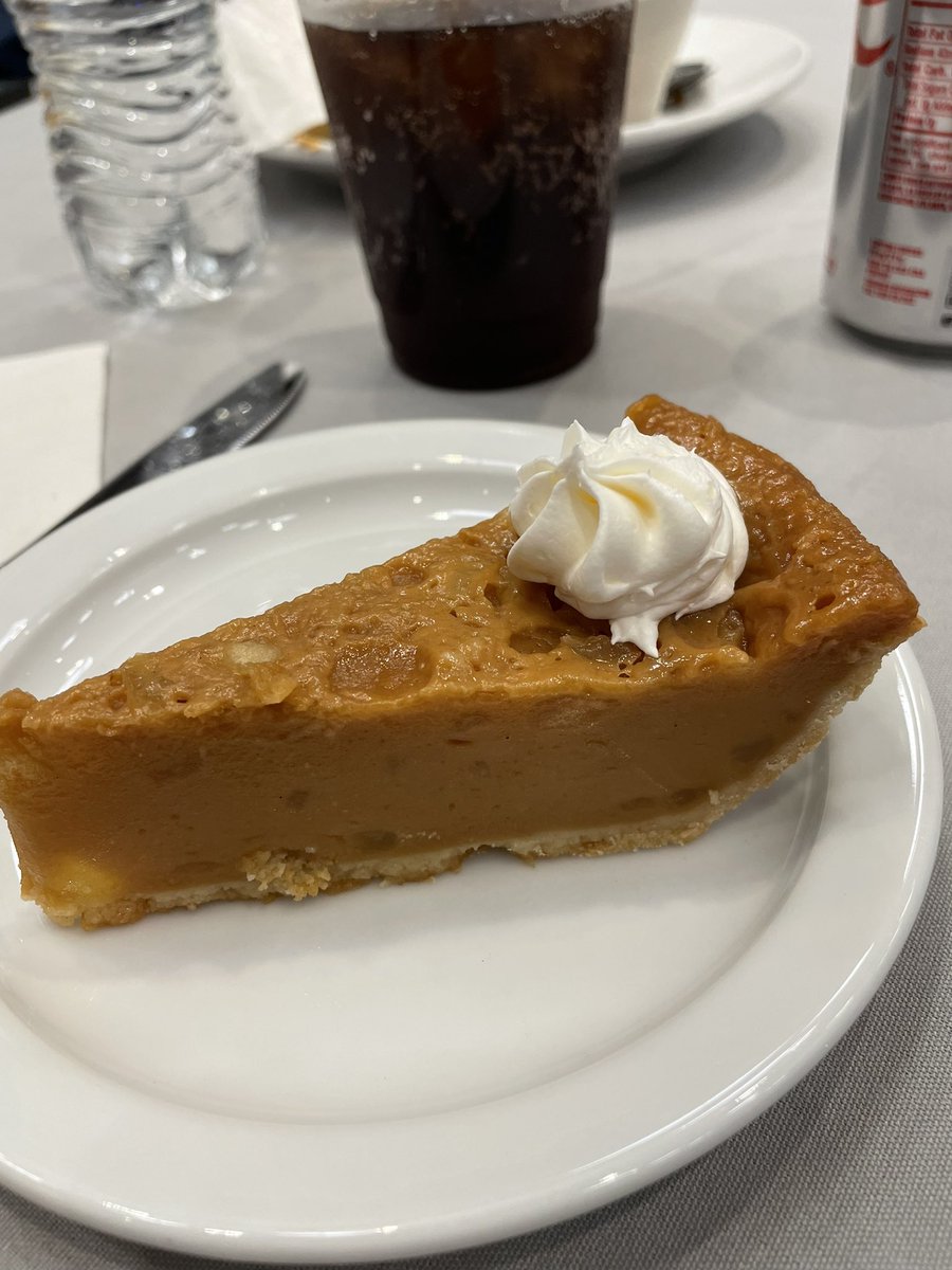 LauraProminski's tweet image. Sign at the dessert table said APPLE PIE. Exactly what in the fuckery is this abomination?!?