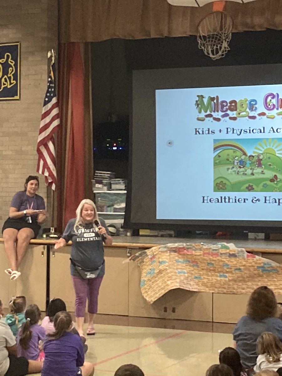ghapsgriffin's tweet photo. Thank you Ms. Thompson for getting us fired up for the Mileage Club! 🐊🏃🏼‍♀️🏃@ghschools https://t.co/aHPuHez8JO