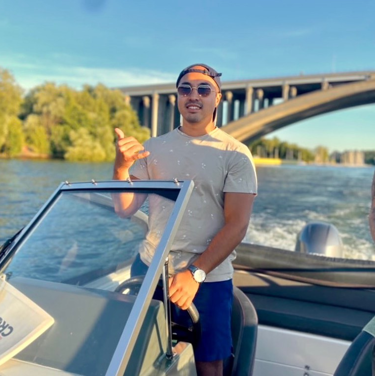 KFramed's tweet photo. C Engineer: "Guys bad news I've been hacked for the 14bil bounty..."

C Engineer the next day on Instagram: https://t.co/KUQocvUjcg