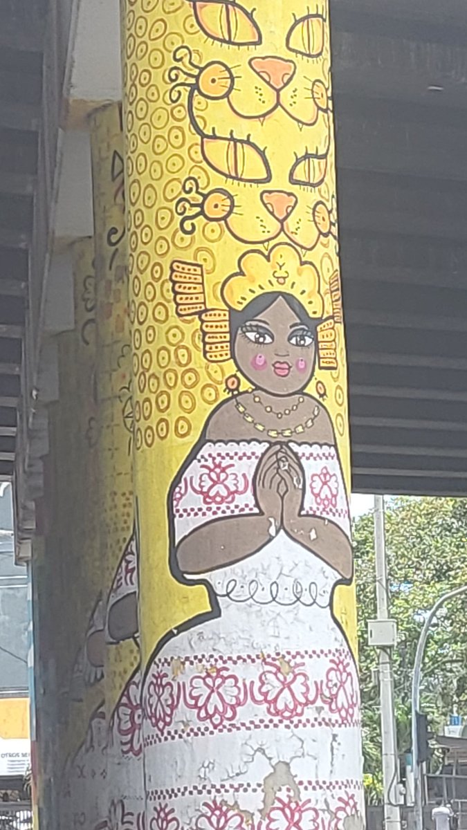 sch_interpreter's tweet photo. International travel does not need to be exhaustive. Stopping by sunny Panama while going to #ALCSummit 2022. Seeing local street art and architecture, getting some incredible Caribbean food and cocktails. https://t.co/I8wVfhcPYV