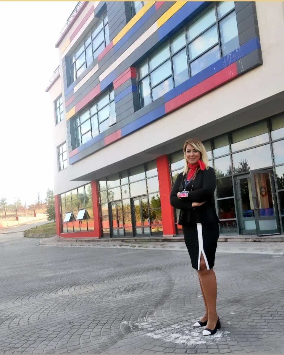 CigdemaksuB's tweet photo. Biz başladık bile.. Yeni dönemimiz hayırlı uğurlu olsun❤️💙 https://t.co/WUWn2m78No
