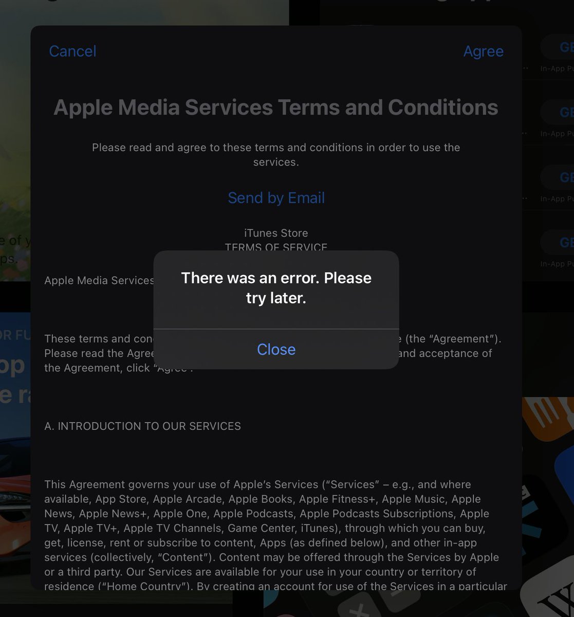 EdTheITGuy's tweet photo. @9to5mac I’m having some issues with the App Store new terms and conditions. I get this error when I accept. Looks like I’m not the only one. Both iPad and iPhone. https://t.co/G9psYOlrri