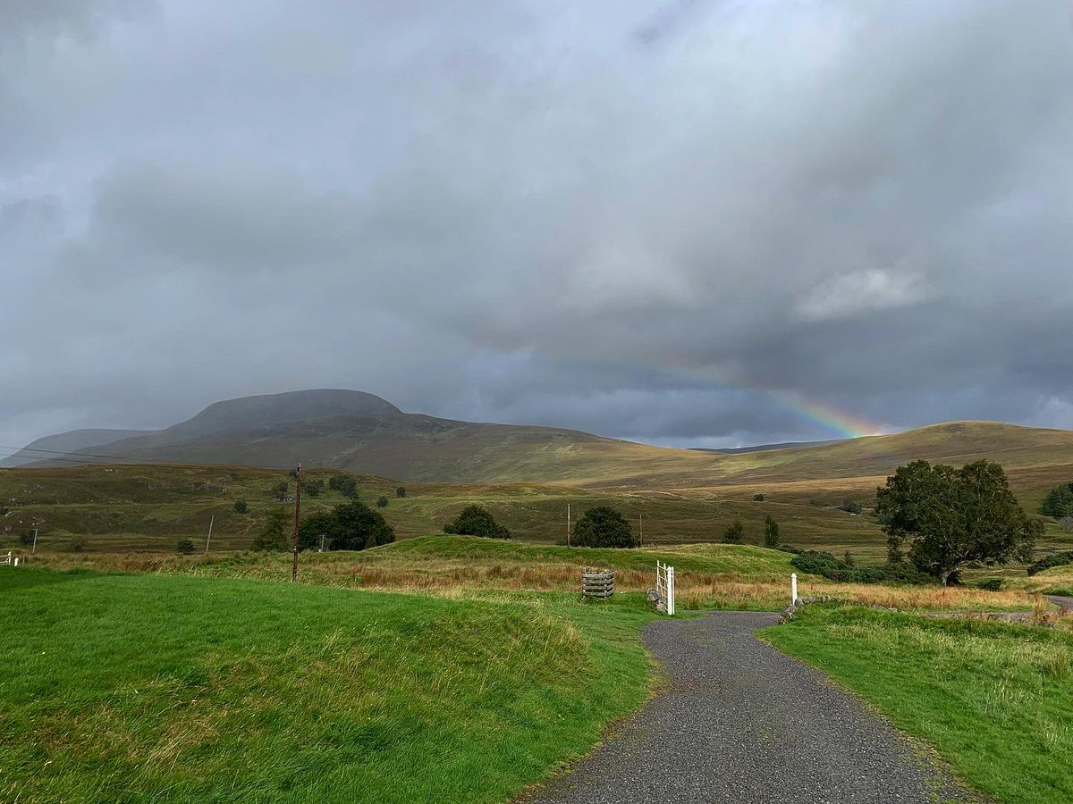 paulinedaniels's tweet photo. I can see a rainbow.. #strathvaich https://t.co/JnBekcaohy