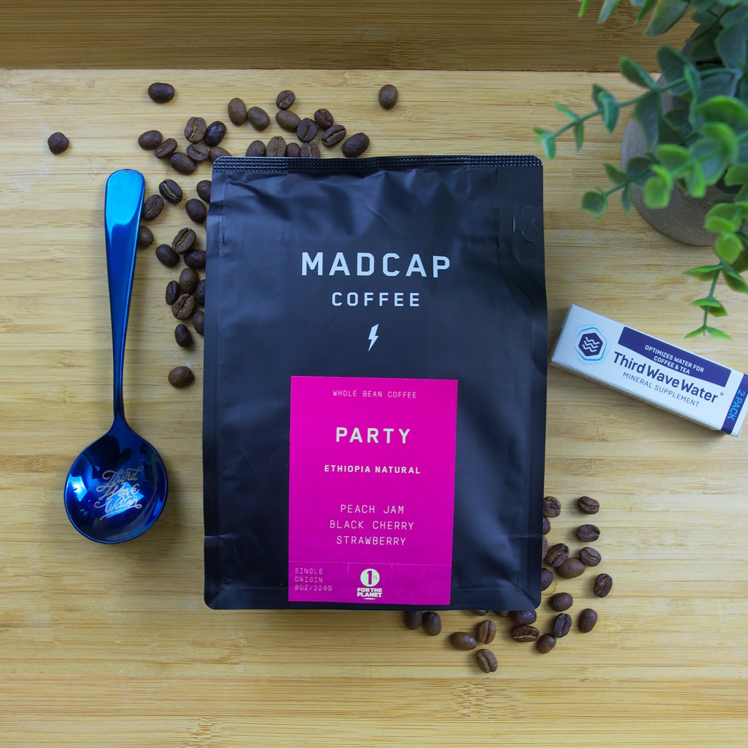 thirdwavewater's tweet photo. It's always a party when a fresh bag of coffee from madcapcoffee shows up to the office 🥳
#freshcoffee #madcapcoffee #specialtycoffee #coffeeroaster #thirdwavewater https://t.co/vgy7ZRxUx4 https://t.co/9IoBABk1UF