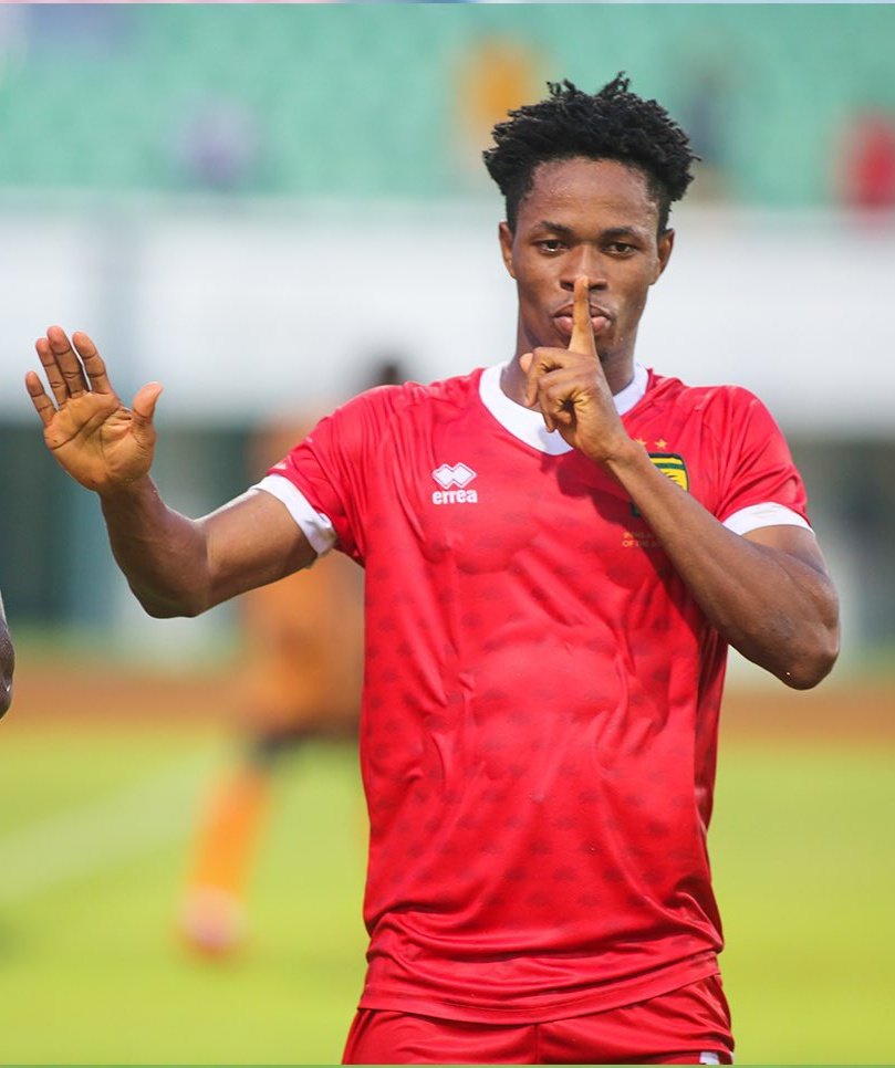 TheOnlyClement's tweet photo. @AsanteKotoko_SC Congrats to the Lads for the win. Vital 3 pts on the Road! Thanks to @oppong_14 for that Finish.
#ThereWillBeHaters but #OnlyPerfectCounts #Faaaaaaaabulous #AKSC #CAFCL ❤️ 🤍 https://t.co/rRch6BL63O
