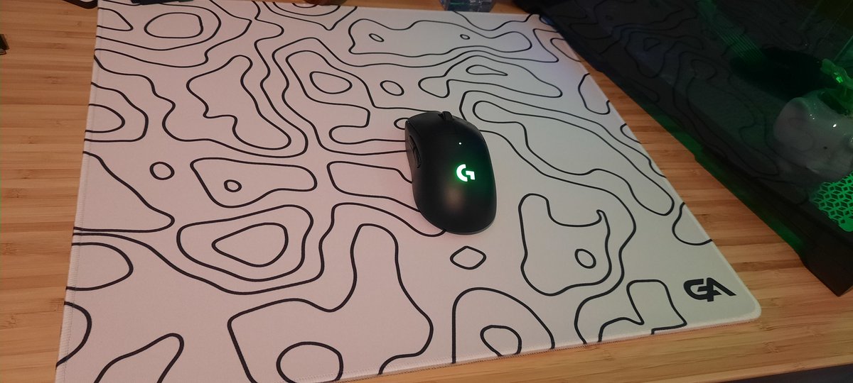 creative4624's tweet photo. #gutzyaidenmousepad @GutzyAiden https://t.co/8usRAhaadm