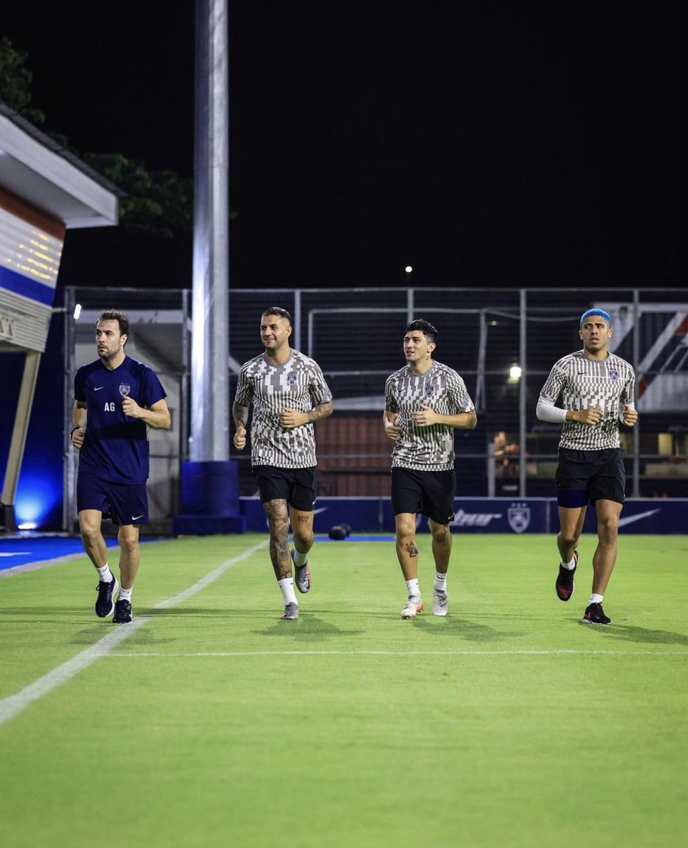 Forestieri45's tweet photo. 💪💙❤️ https://t.co/IxTphIQy0t