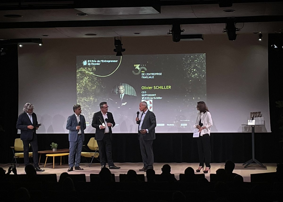 #eoyfr félicitations <a href="/OlivierSchiller/">Olivier Schiller</a> &amp; <a href="/Septodont_USA/">Septodont</a>  pour le prix de l’entreprise familiale <a href="/EYFrance/">EY France</a>