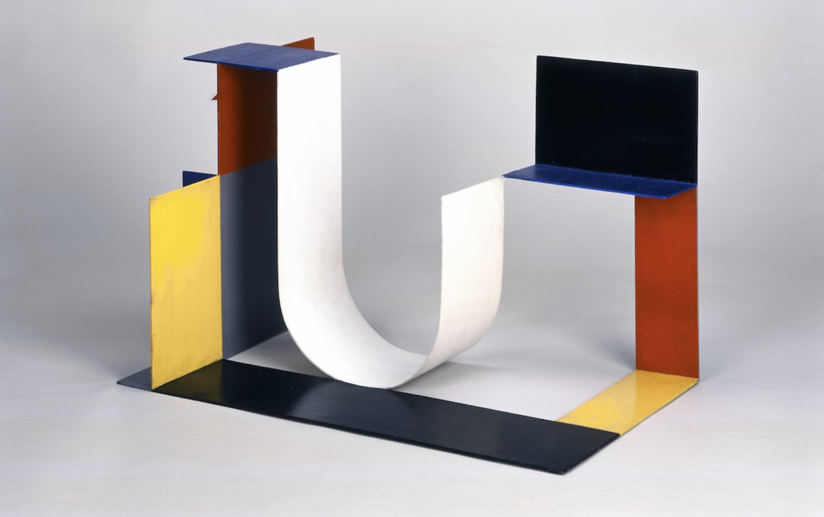 ArtinAmerica's tweet photo. In interwar Poland, Katarzyna Kobro advanced a new vision of the relationship between sculptural form and social life. https://t.co/qkZQlshTzj https://t.co/imNJUvUF32