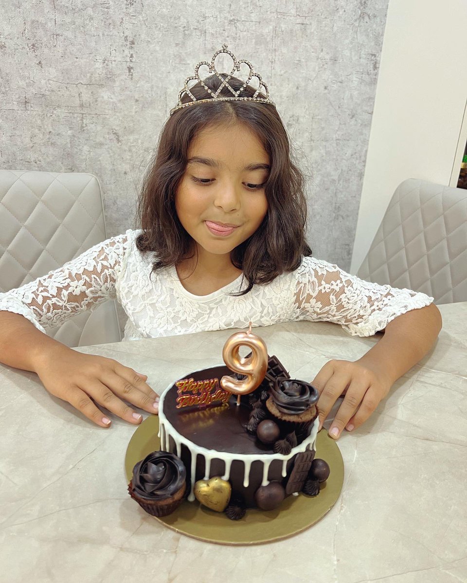 niilampaanchal's tweet photo. Happiest birthday Nihira ❤️😘

#niilampaanchal #mihirarajda #nihira #newlyfoundtreasure #birthday #girl #love #life #family @mirr_n_rajda https://t.co/XSTBimjlc6