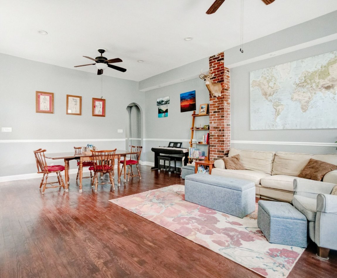 EWRhomes's tweet photo. 2326 E Lehigh Ave, Philadelphia, PA 19125🏡🔑$450,000• 4 BR• 2 BA• 2,014 SF• MLS PAPH2154984  #listed #new #newlisting #listing #forsale #houseforsale #home #house #townhouse #townhome #rowhome #endofrow #yard #backyard  #realestate #ewrhomes #philadelphia #philly #fishtown https://t.co/asmkQPOOTp
