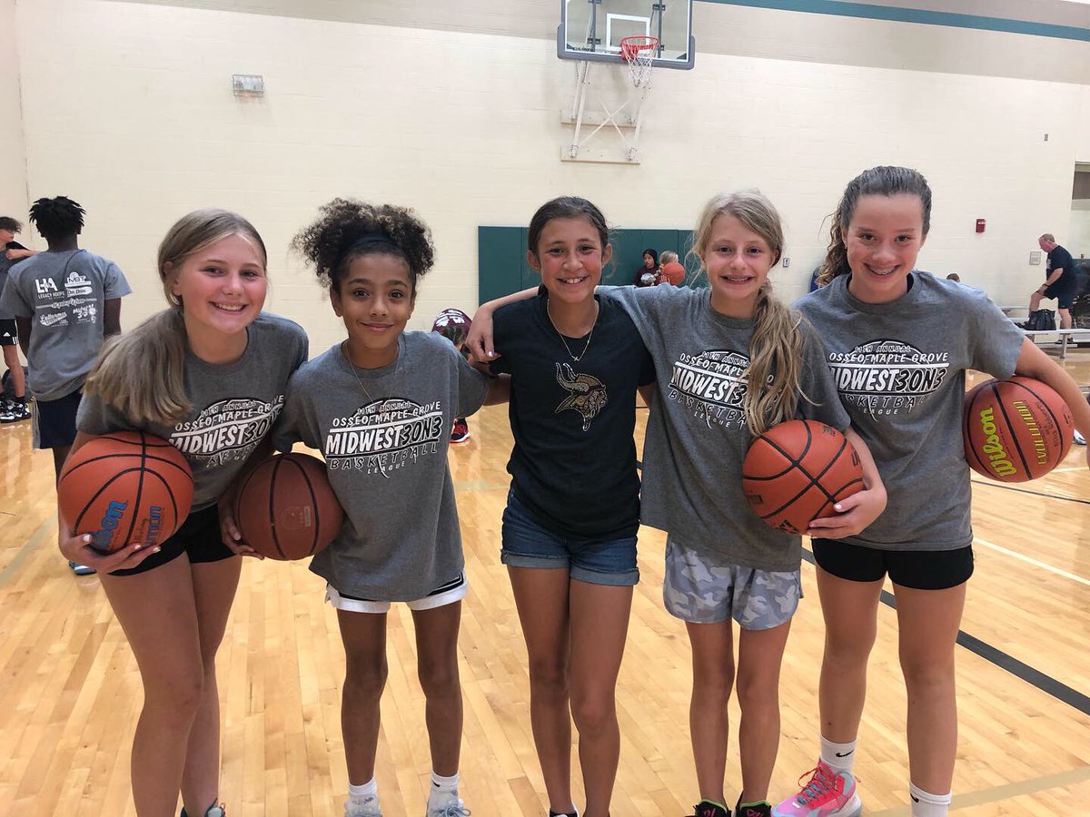 Midwest3on3's tweet photo. Finished week 5 💪 at our Osseo / Maple Grove 3 on 3 league! Thank you to the Osseo boys basketball program as well as the 700+ participants for another great league! #Play4Fun https://t.co/2GtySqX9pU