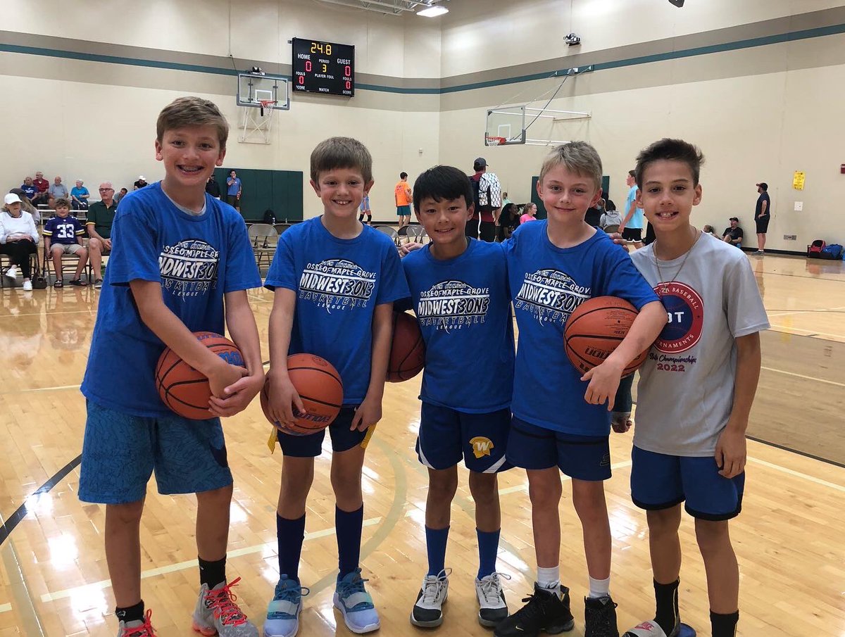 Midwest3on3's tweet photo. Finished week 5 💪 at our Osseo / Maple Grove 3 on 3 league! Thank you to the Osseo boys basketball program as well as the 700+ participants for another great league! #Play4Fun https://t.co/2GtySqX9pU