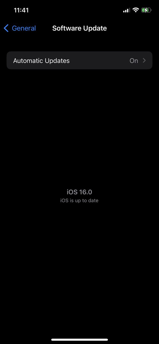 itsAbhiNand's tweet image. #iOS16 downloaded.. installed and ready to go..!! #apple #iOS16update Loved the music app on the lock screen.. and the notification transitions..