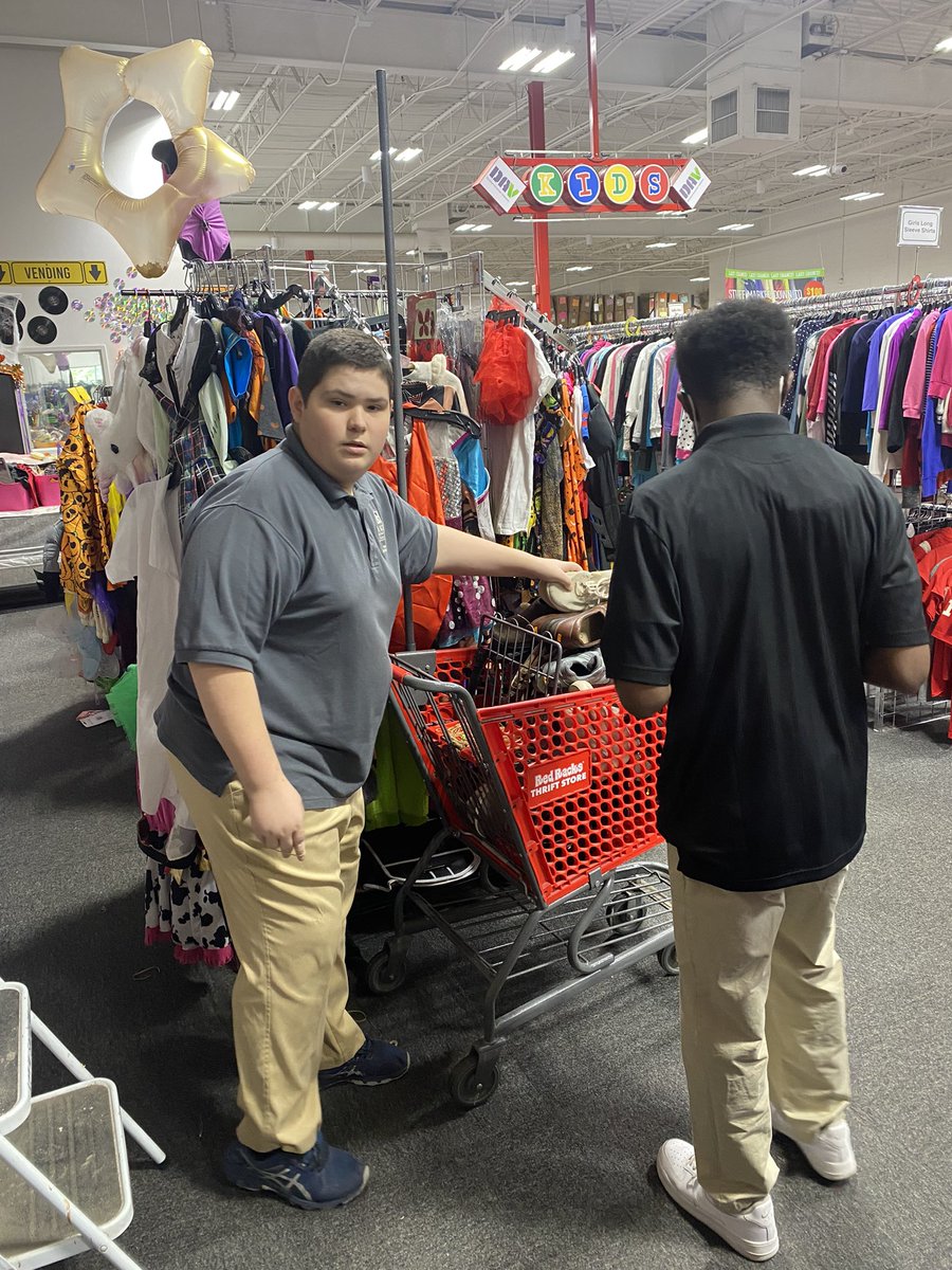 We’re learning skills to pay the bills in Work ExperienceII! <a href="/Tonka_News/">Tonka News</a> <a href="/TonkaNation/">Tonka Nation</a> <a href="/heatherlk26/">Heather Kendrick</a> @NKC_Transition