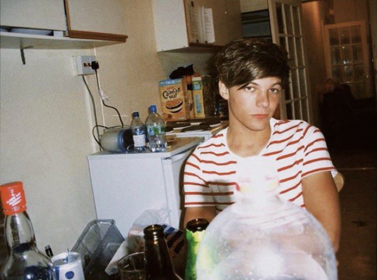 lfIarryisntreal's tweet photo. does it ever                    just how fast 
drive you crazy              the night 
                                         changes https://t.co/htXxc7aU9w