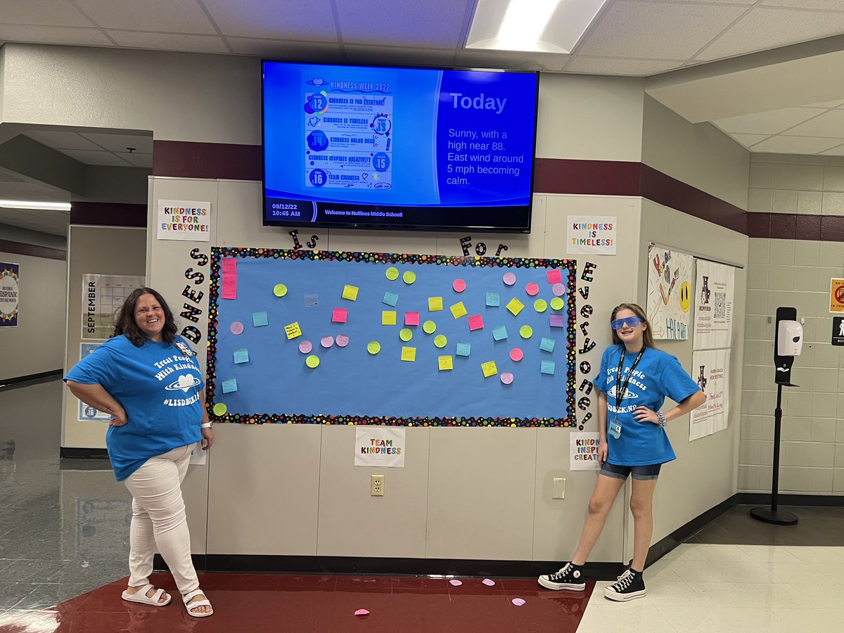 HuffinesMS's tweet photo. Spreading Kindness like confetti here at Huffines! #LISDBekind #ONElisd https://t.co/kttNR5cqRc